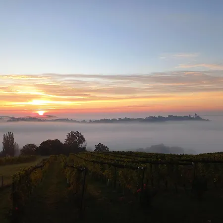 Winzerzimmer Scharl * Sankt Anna am Aigen