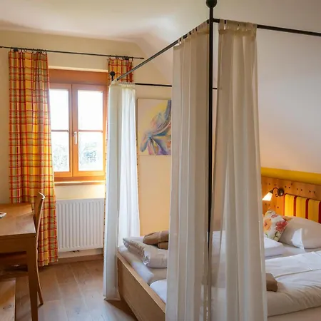 Winzerzimmer Scharl Sankt Anna am Aigen