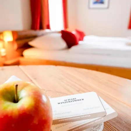 Winzerzimmer Scharl Guest house Sankt Anna am Aigen