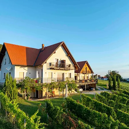 בית הארחה Winzerzimmer Scharl *